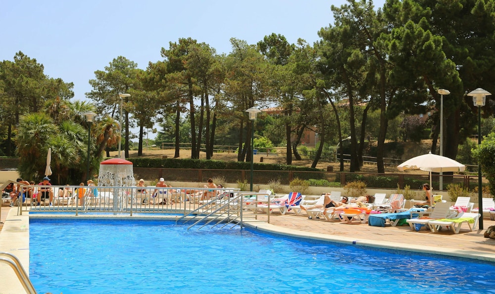 htop Royal Star & SPA — Swimming pool in Lloret de Mar, Catalonia