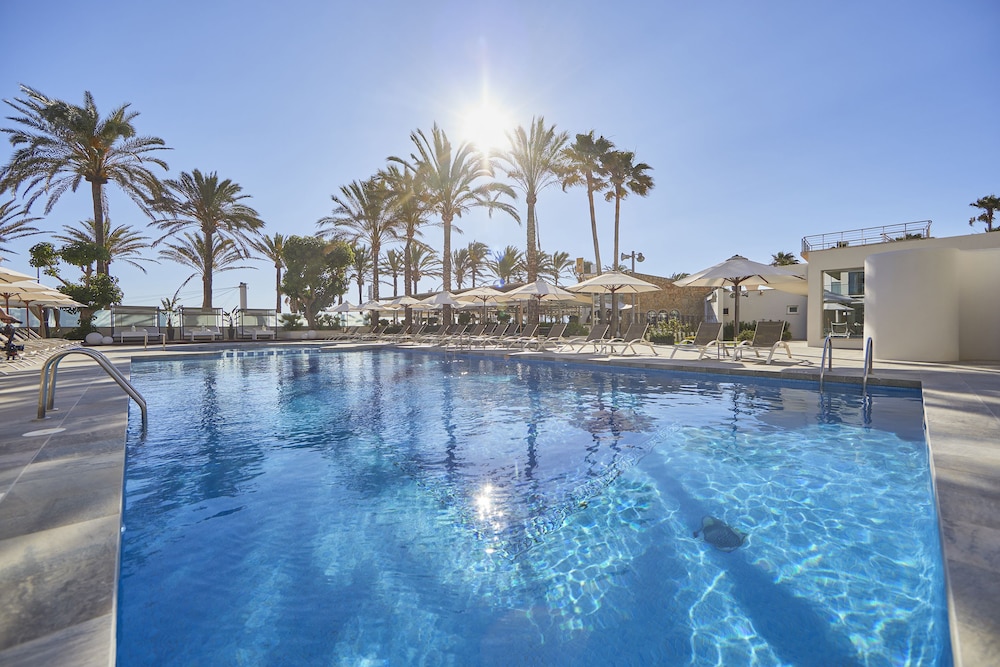Hotel Playa Golf - Adults Only +16 — Swimming pool in Playa de Palma, Balearic Islands