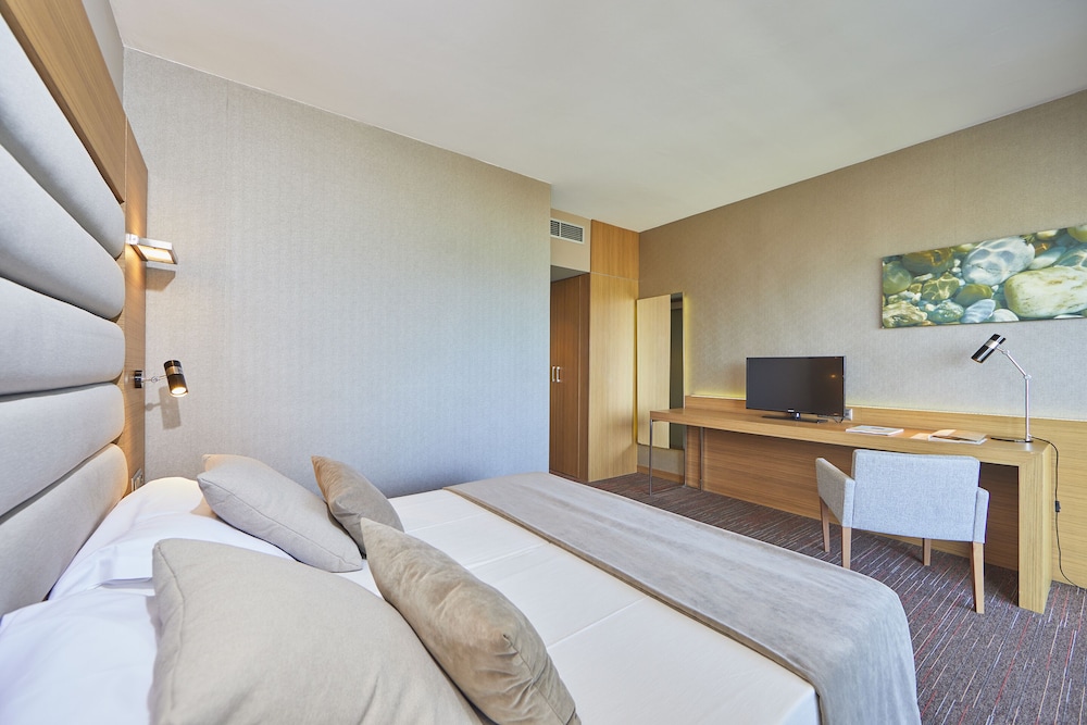 Hotel Playa Golf - Adults Only +16 — Hotel rooms in Playa de Palma, Balearic Islands