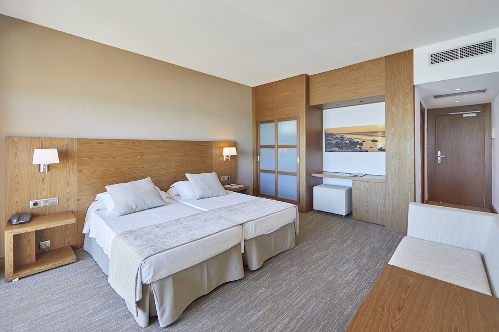 Hotel Playa Golf - Adults Only +16 — Hotel rooms in Playa de Palma, Balearic Islands