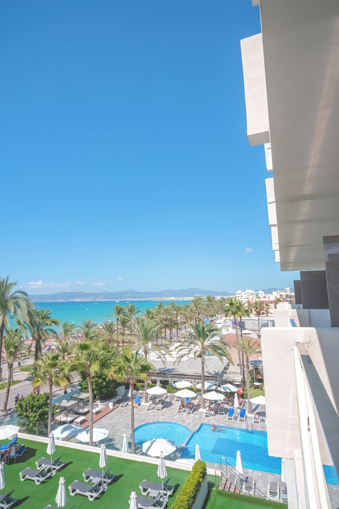 Hotel Playa Golf - Adults Only +16 — Beach in Playa de Palma, Balearic Islands