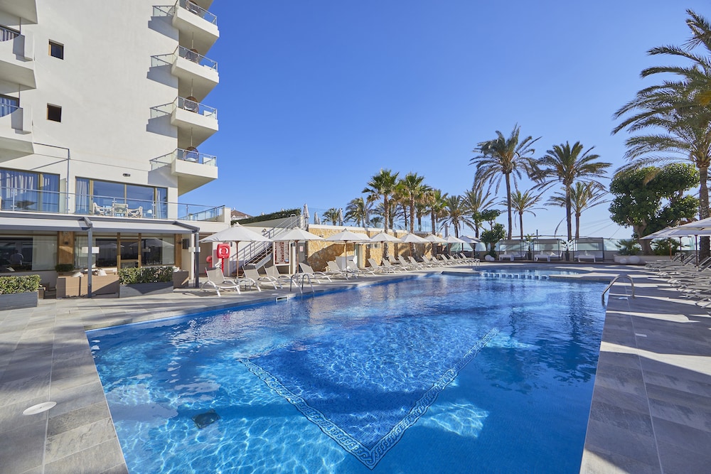 Hotel Playa Golf - Adults Only +16 — Swimming pool in Playa de Palma, Balearic Islands