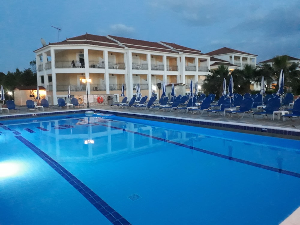 Village Inn Studios & Family Apartments — Swimming pool in Laganas, Ionian Islands