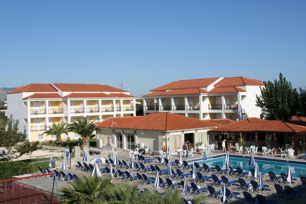 Village Inn Studios & Family Apartments — Hotel building in Laganas, Ionian Islands