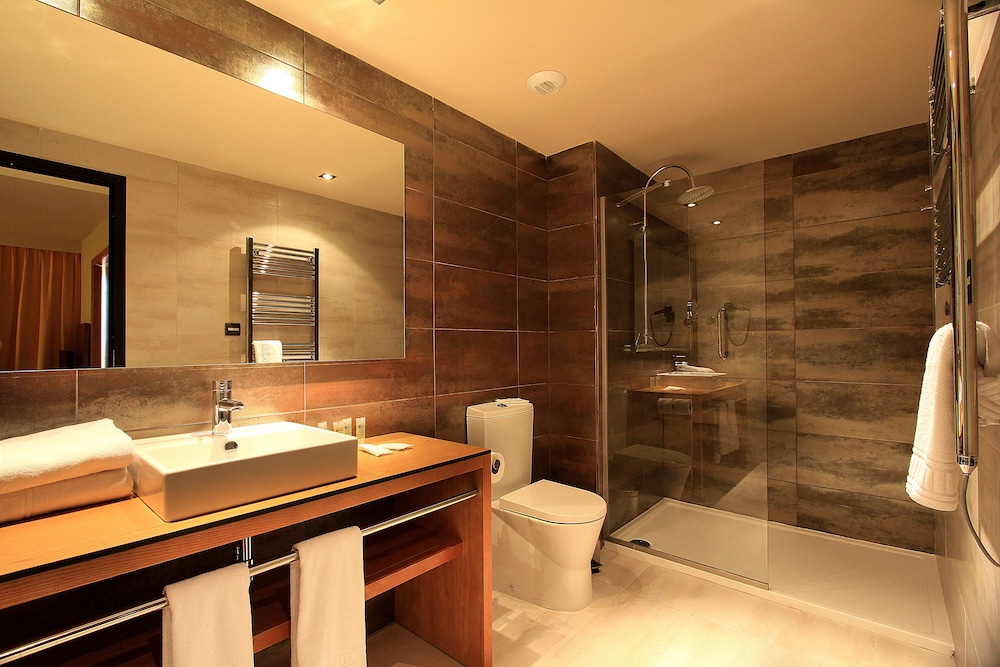 Protur Palmeras Playa Hotel - All Inclusive — Hotel rooms in S'Illot, Balearic Islands