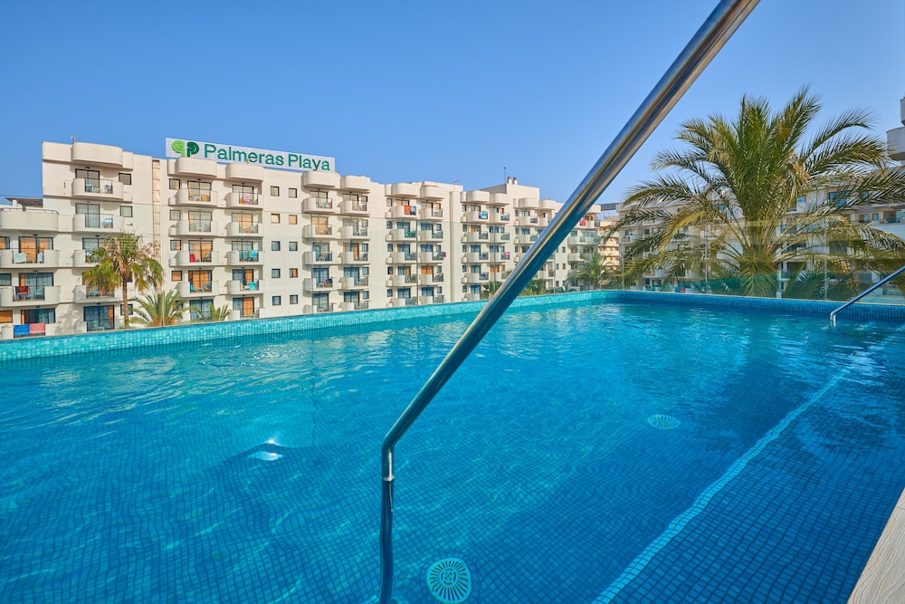 Protur Palmeras Playa Hotel - All Inclusive — Swimming pool in S'Illot, Balearic Islands