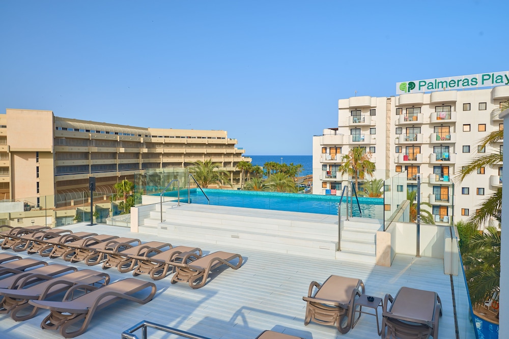 Protur Palmeras Playa Hotel - All Inclusive — Swimming pool in S'Illot, Balearic Islands