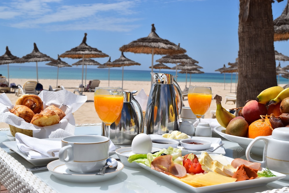 OCEANA HOTEL & SPA — Beach in Hammamet, Nabeul