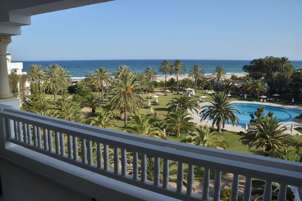 OCEANA HOTEL & SPA — Beach in Hammamet, Nabeul