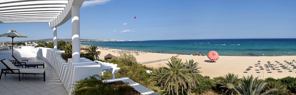 OCEANA HOTEL & SPA — Beach in Hammamet, Nabeul