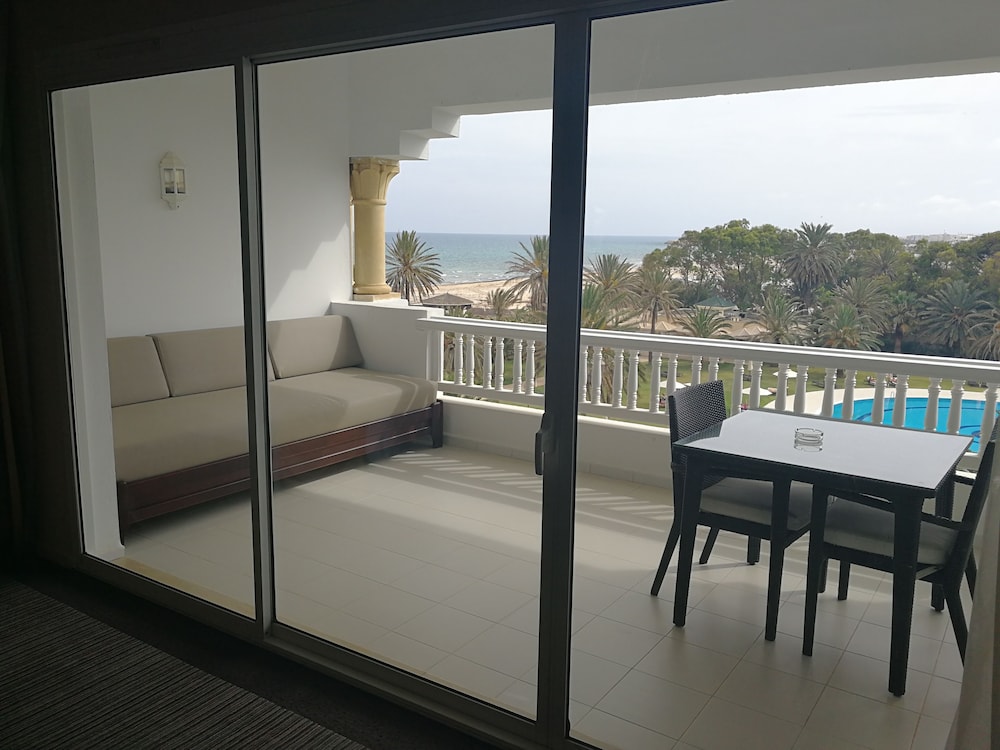 OCEANA HOTEL & SPA — Hotel rooms in Hammamet, Nabeul