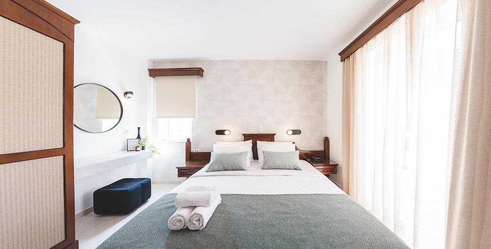 Zeus Village Resort - Adults Only — Hotel rooms in Chania