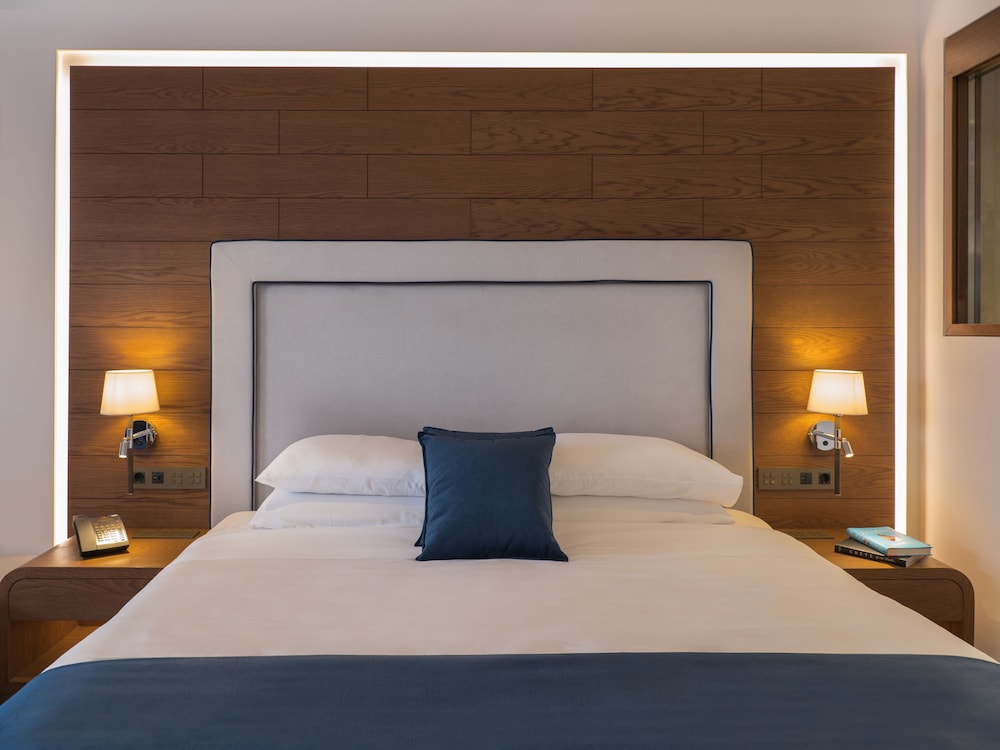 Nana Princess Suites, Villas & Spa — Hotel rooms in Stalida
