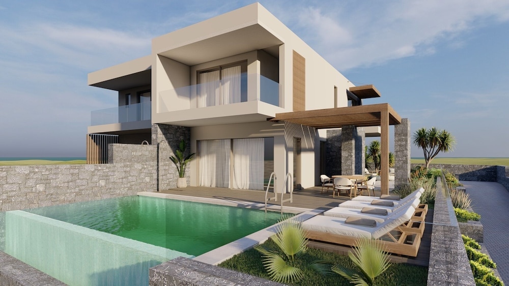 Nana Princess Suites, Villas & Spa — Swimming pool in Stalida