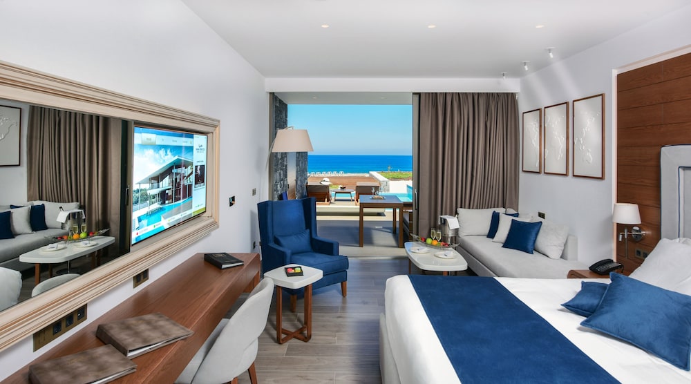 Nana Princess Suites, Villas & Spa — Hotel rooms in Stalida