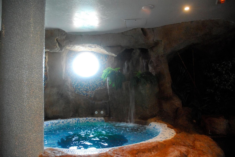 Evenia Olympic Suites — Spa in Lloret de Mar, Catalonia