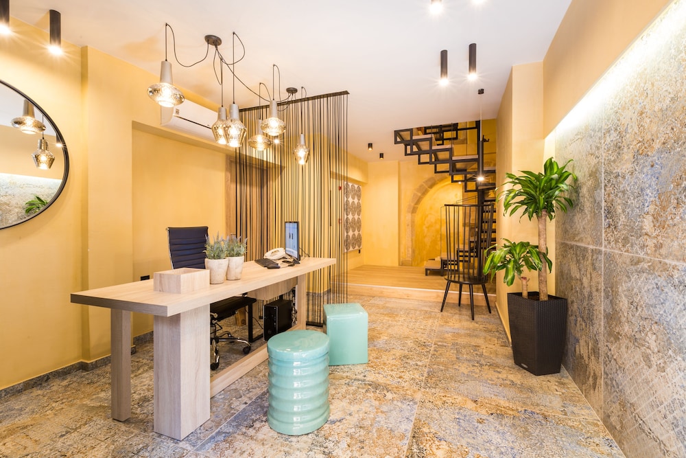 Cressa Suites - Adults Only — Hotel building in Rethymnon