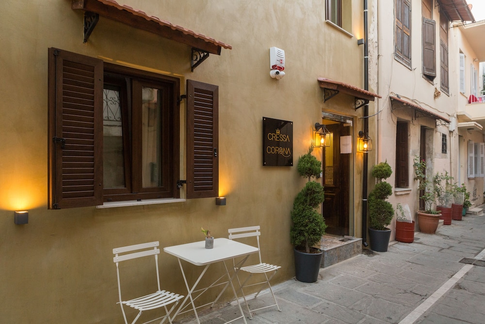 Cressa Suites - Adults Only — Hotel building in Rethymnon