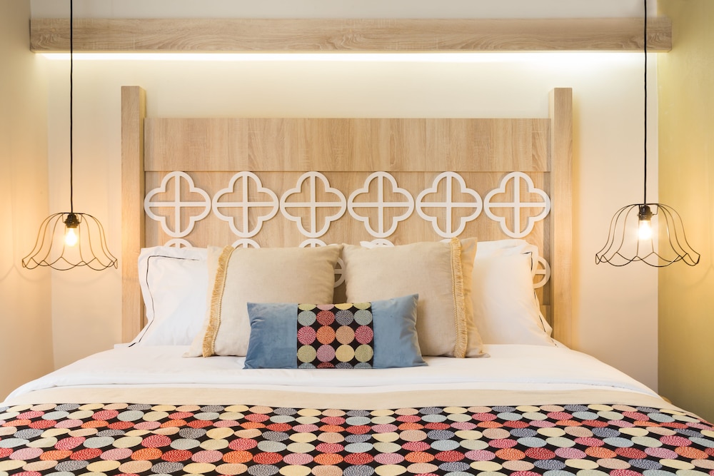 Cressa Suites - Adults Only — Hotel rooms in Rethymnon