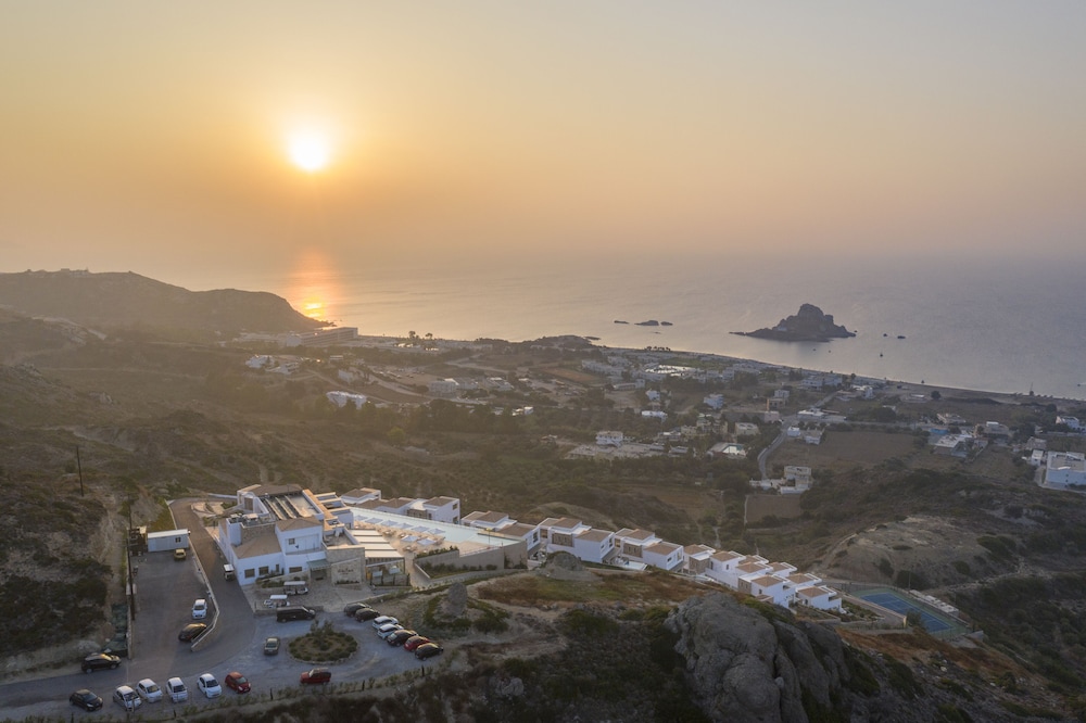 White Rock of Kos - Adults Only — Hotel building in Kefalos, South Aegean
