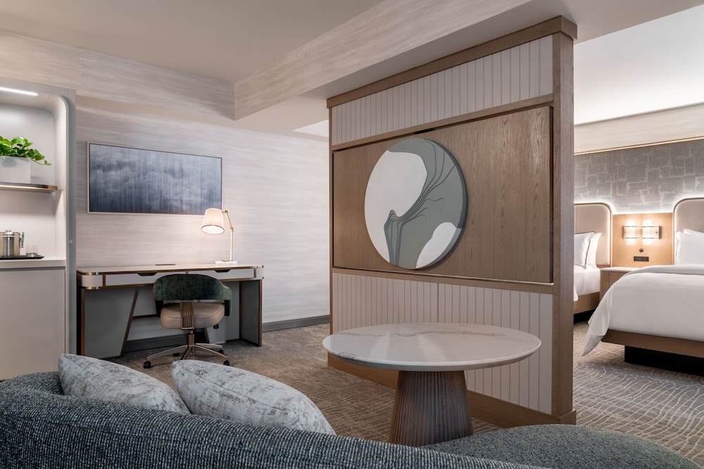 The Westin Book Cadillac Detroit — Hotel rooms in Detroit, Michigan