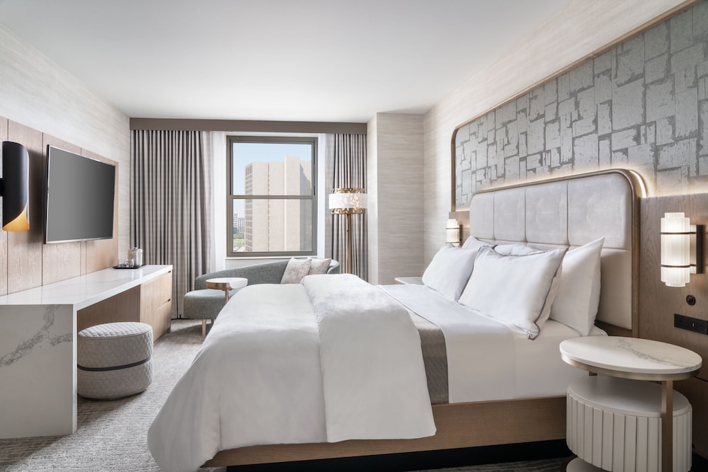 The Westin Book Cadillac Detroit — Hotel rooms in Detroit, Michigan
