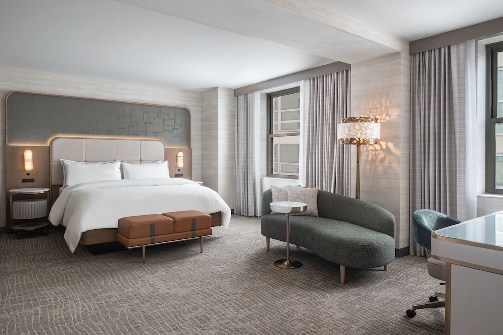 The Westin Book Cadillac Detroit — Hotel rooms in Detroit, Michigan
