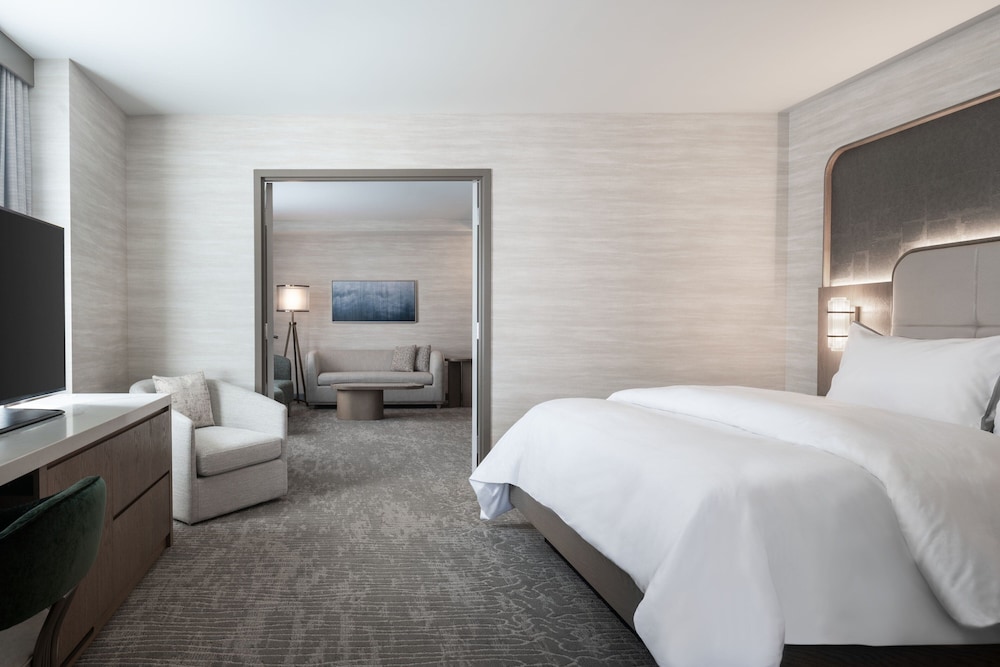 The Westin Book Cadillac Detroit — Hotel rooms in Detroit, Michigan