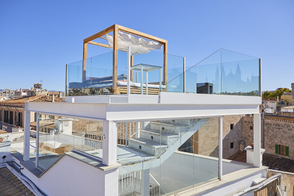 Puro Oasis Urban Hotel — Hotel building in Palma de Mallorca, Balearic Islands