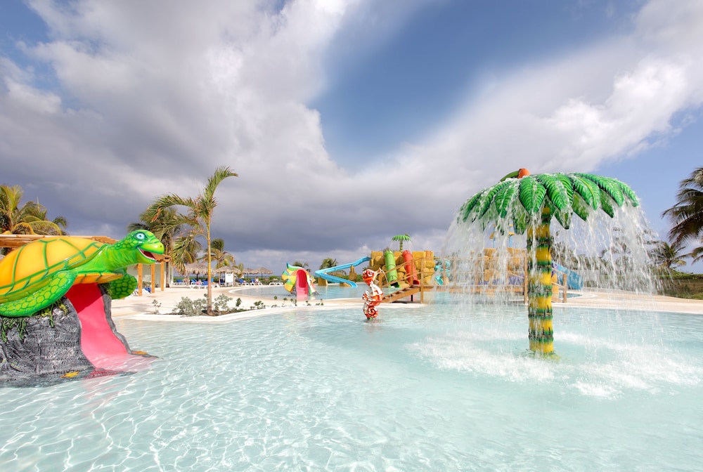 Grand Palladium Lady Hamilton Resort & Spa All Inclusive — Attractions for children in Lucea