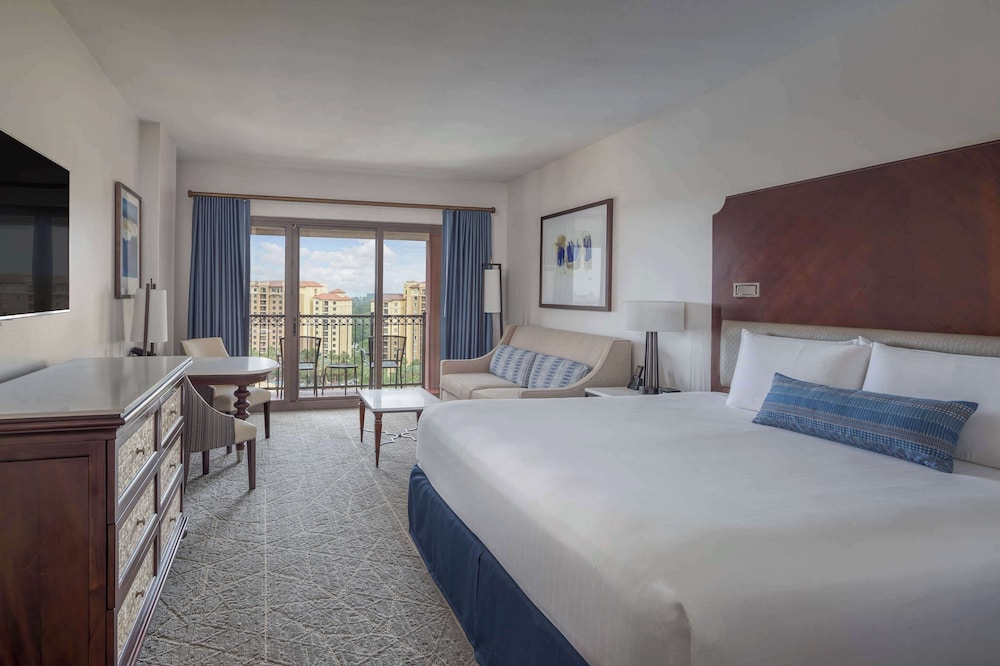 Wyndham Grand Orlando Resort Bonnet Creek — Hotel rooms in Orlando, Florida