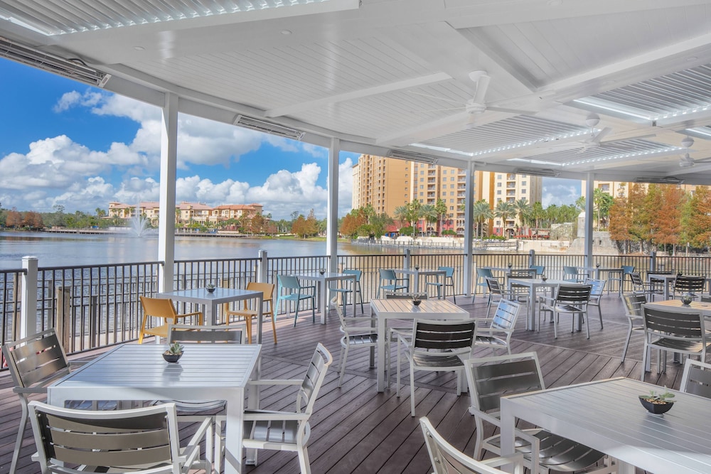 Wyndham Grand Orlando Resort Bonnet Creek — Hotel rooms in Orlando, Florida
