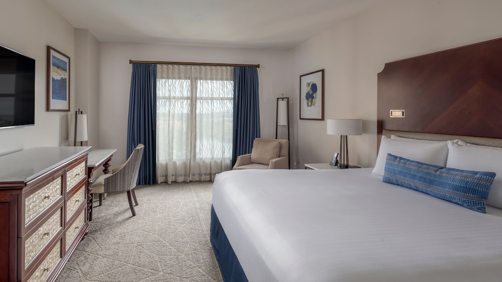 Wyndham Grand Orlando Resort Bonnet Creek — Hotel rooms in Orlando, Florida