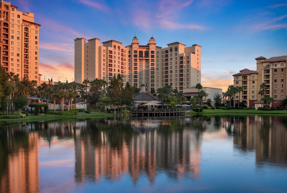 Wyndham Grand Orlando Resort Bonnet Creek — Hotel building in Orlando, Florida
