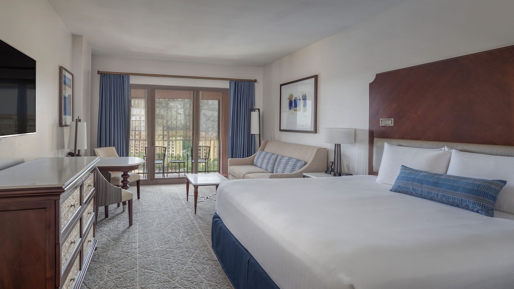 Wyndham Grand Orlando Resort Bonnet Creek — Hotel rooms in Orlando, Florida