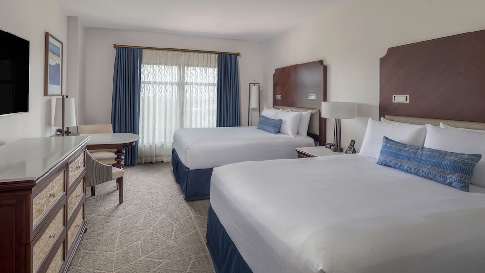 Wyndham Grand Orlando Resort Bonnet Creek — Hotel rooms in Orlando, Florida