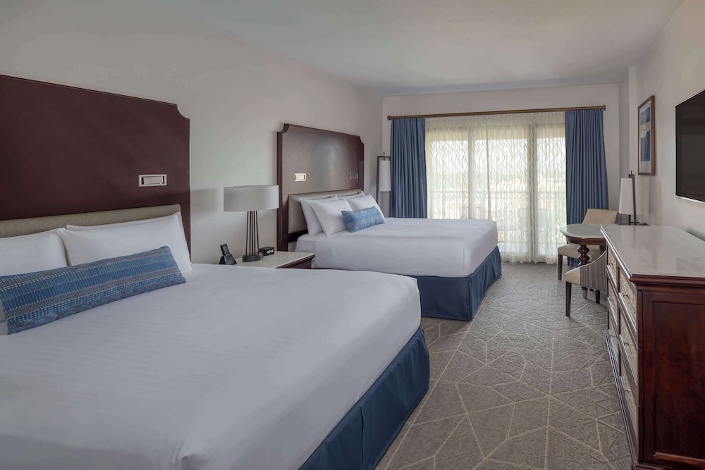 Wyndham Grand Orlando Resort Bonnet Creek — Hotel rooms in Orlando, Florida