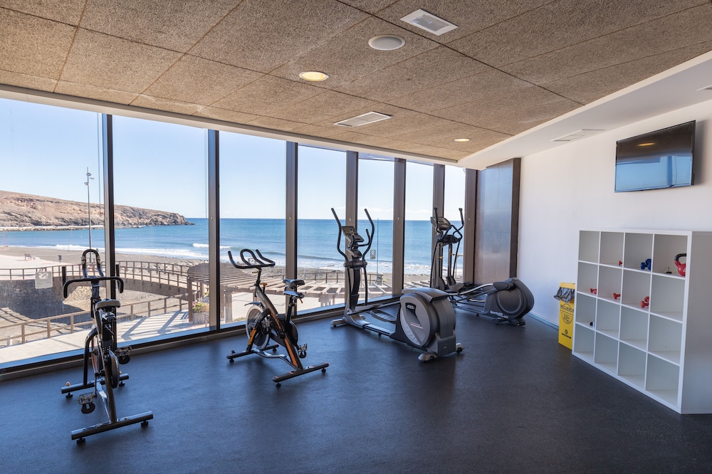 R2 Bahía Playa Design Hotel & Spa Wellness - Adults Only — Sports & recreation in Tarajalejo, Canary Islands