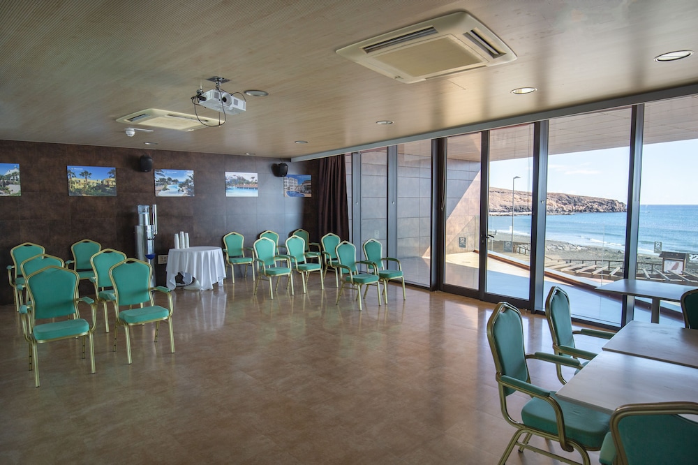 R2 Bahía Playa Design Hotel & Spa Wellness - Adults Only — Hotel building in Tarajalejo, Canary Islands