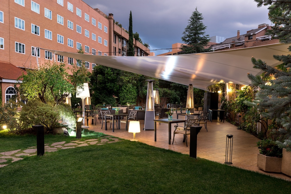 Rafaelhoteles Atocha - zdjęcie 4