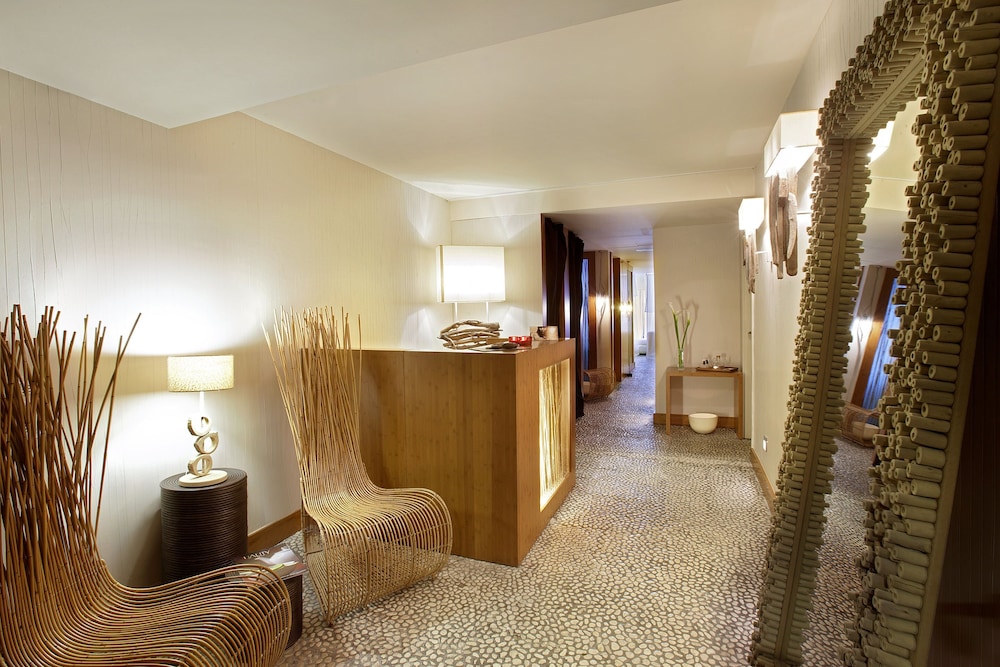 H10 Casanova — Hotel rooms in Barcelona, Catalonia