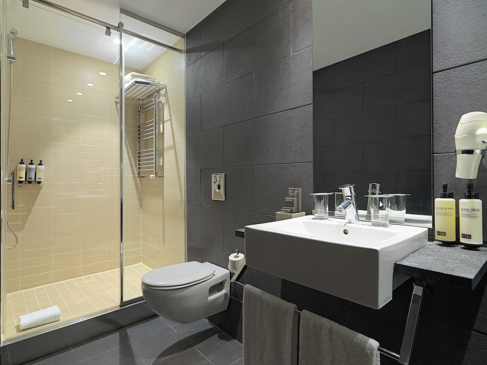 H10 Casanova — Hotel rooms in Barcelona, Catalonia