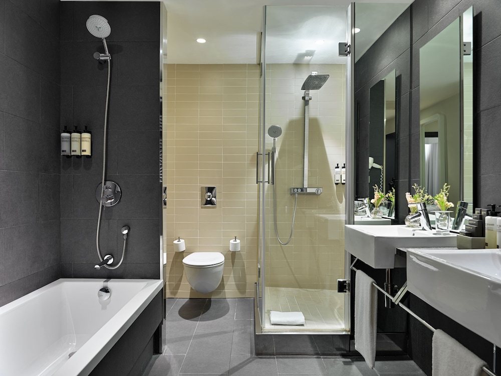 H10 Casanova — Hotel rooms in Barcelona, Catalonia