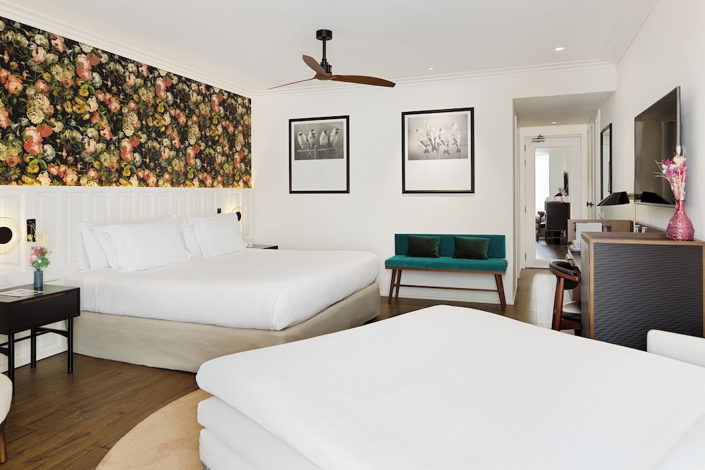H10 Casanova — Hotel rooms in Barcelona, Catalonia