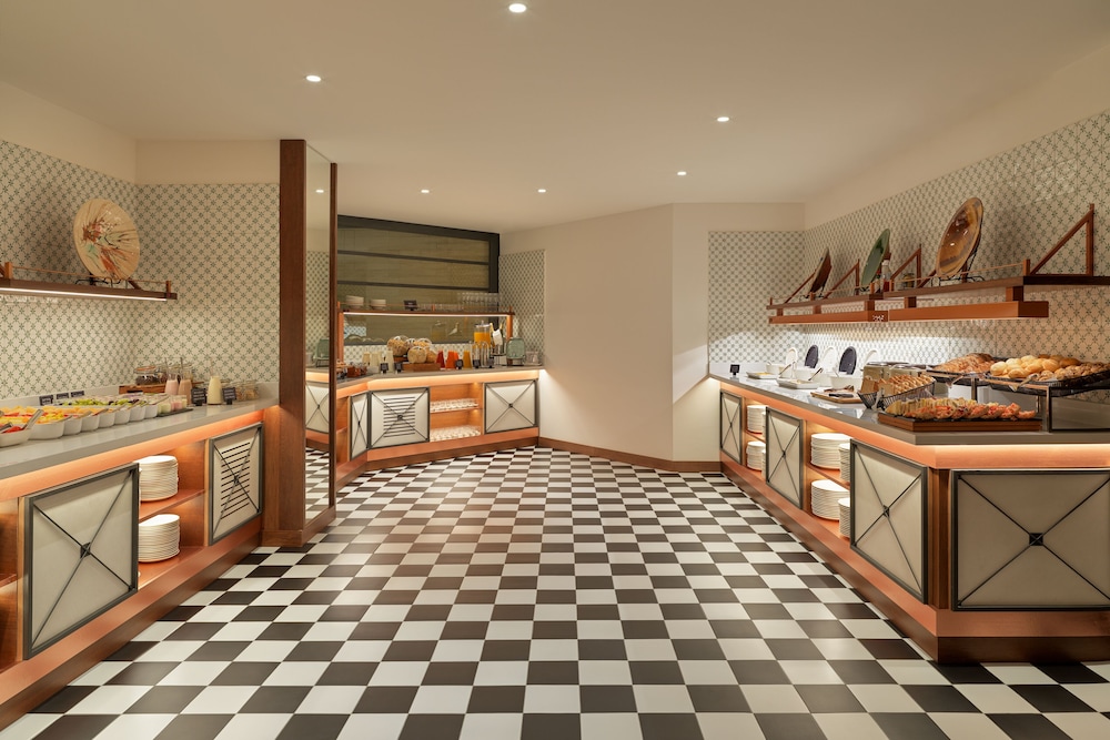 H10 Casanova — Hotel rooms in Barcelona, Catalonia