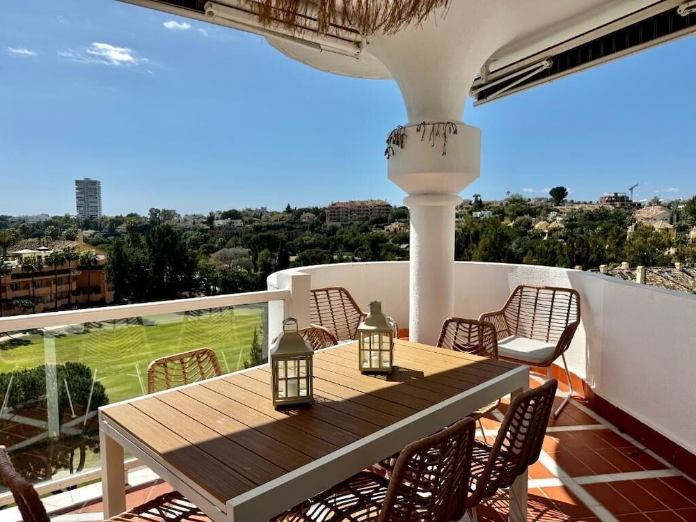 Rio Real Golf & Hotel — Hotel building in Marbella, Andalusia