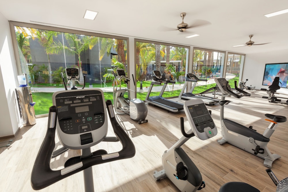 Hotel Riu Palace Oasis — Sports & recreation in Meloneras, Canary Islands