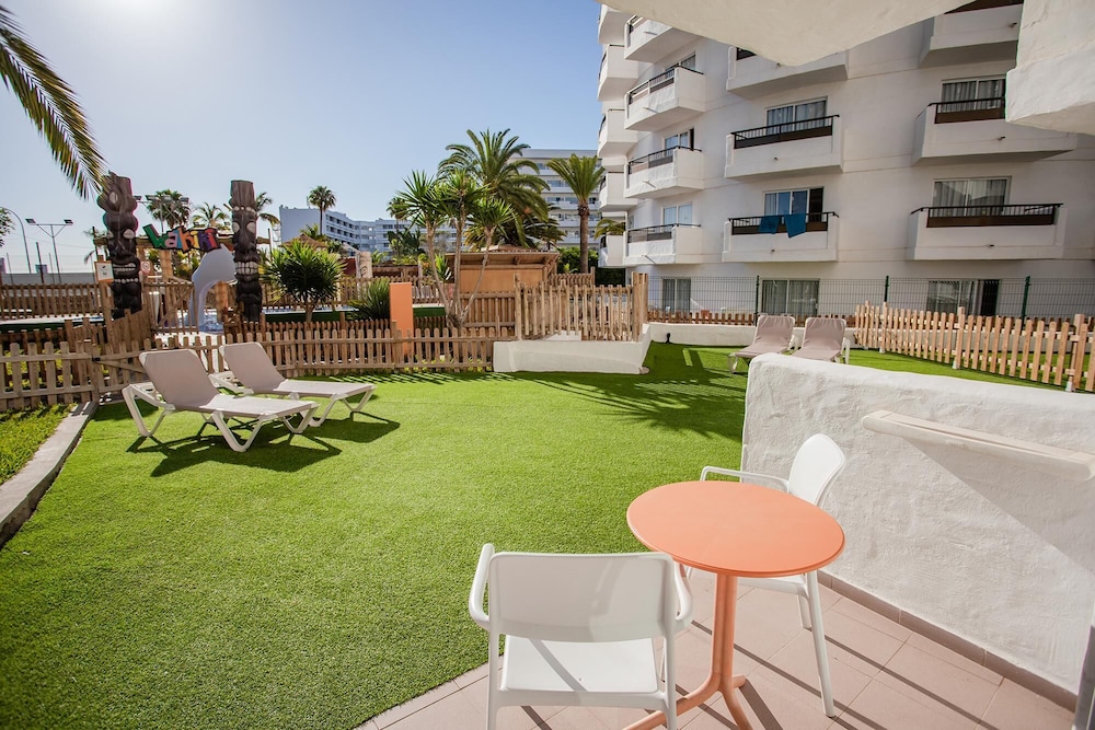 Servatur Waikiki — Attractions for children in Playa del Ingles, Canary Islands