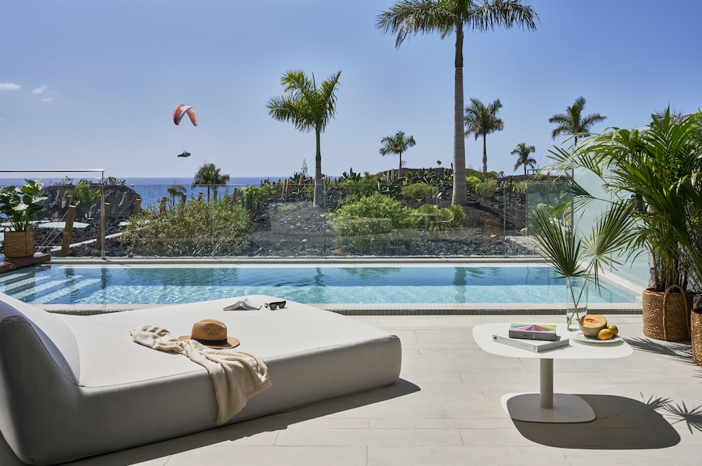 Royal Hideaway Corales Suites, part of Barceló Hotel Group - zdjęcie 2