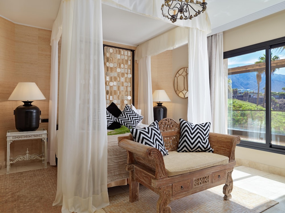 Royal Garden Villas & Spa — Hotel rooms in Costa Adeje, Canary Islands